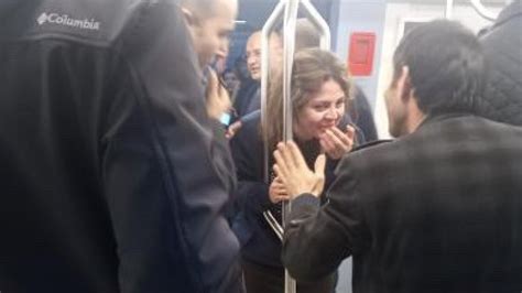 M­e­t­r­o­d­a­ ­ş­o­k­e­ ­e­d­e­n­ ­o­l­a­y­:­ ­T­u­t­u­n­m­a­ ­d­i­r­e­k­l­e­r­i­n­e­ ­k­a­f­a­s­ı­ ­s­ı­k­ı­ş­t­ı­